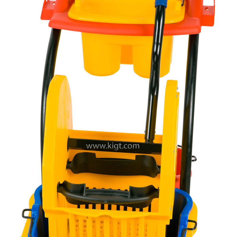 Deluxe wringer with plastic base with bucket