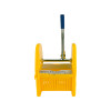 Plastic wringer 