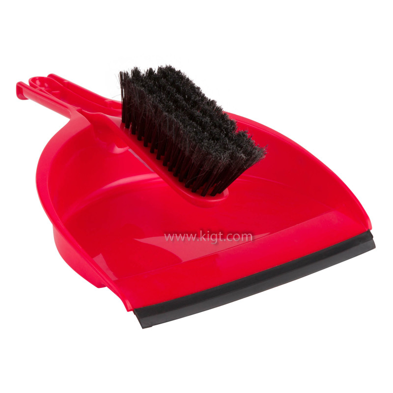 Dust pan set with rubber