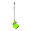 Dust pan with longe handle