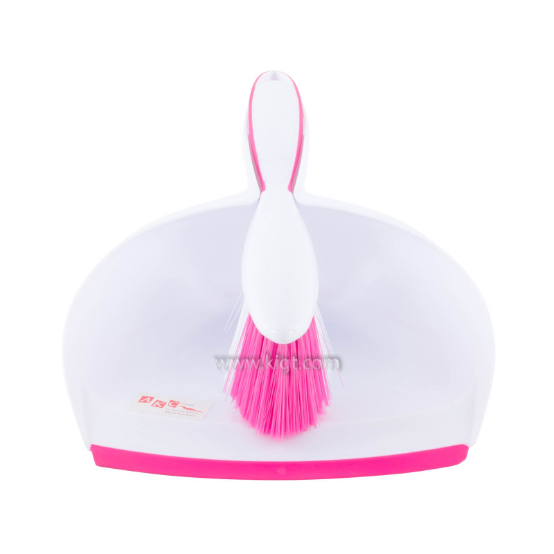 Dust pan set