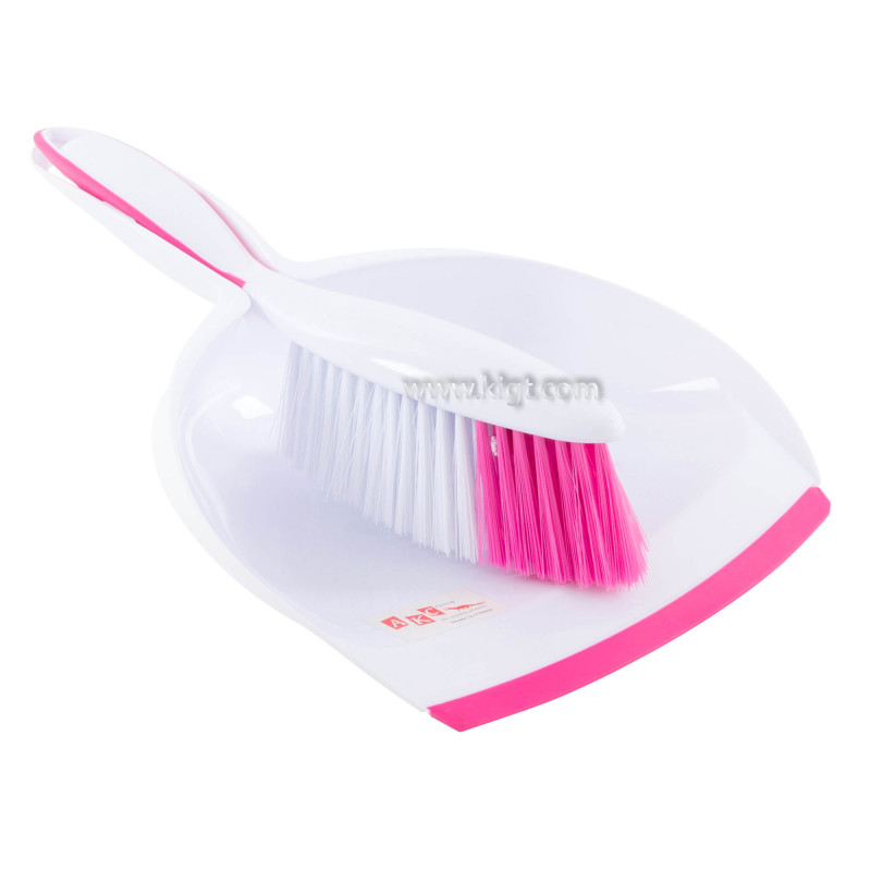 Dust pan set