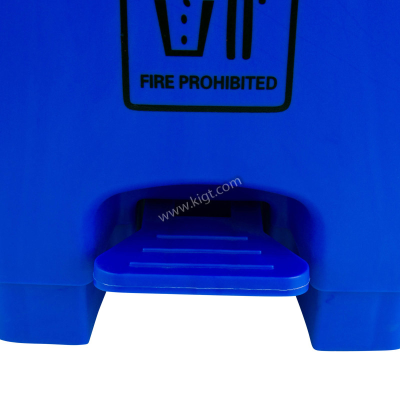 Garbage Can With Pedal 15 L 