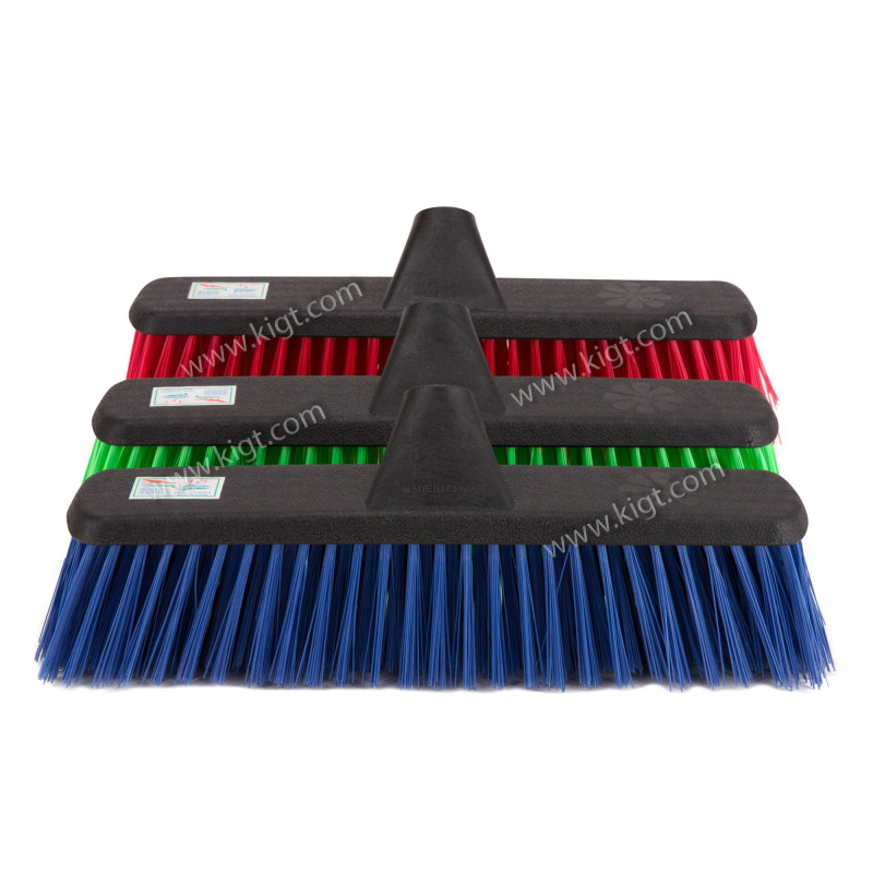 Medium broom 