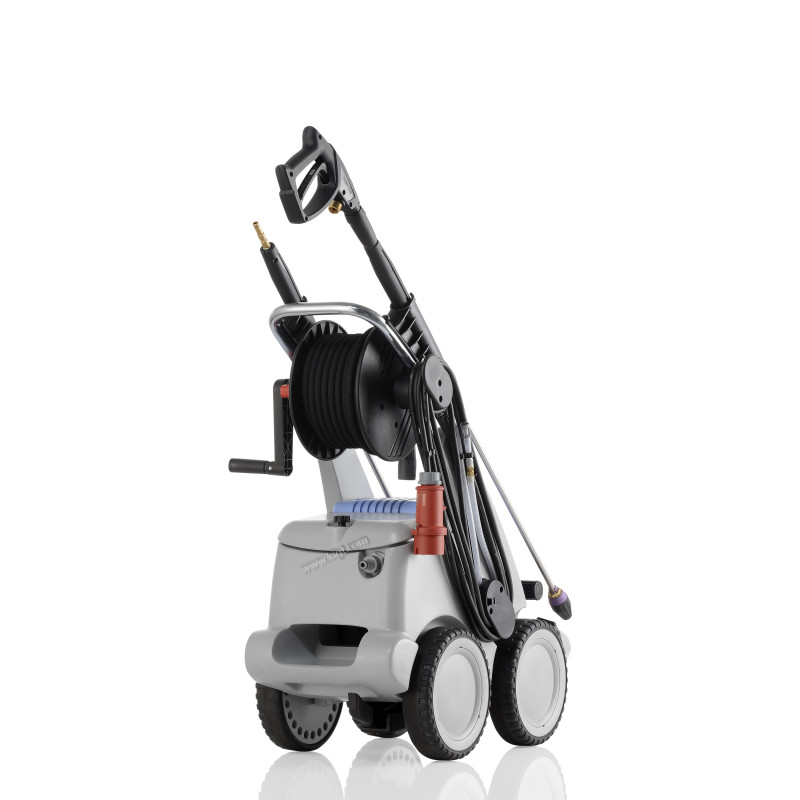 Quadro 800 TST