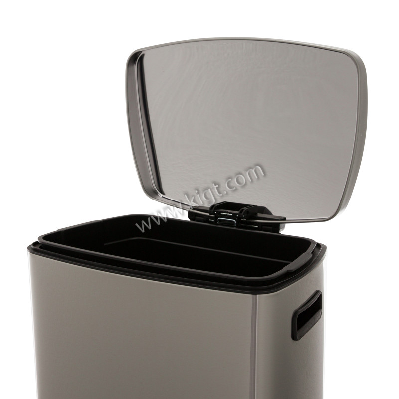 Rectangle Pedal bin Slow Motion  50 Lt  1x1 Ps